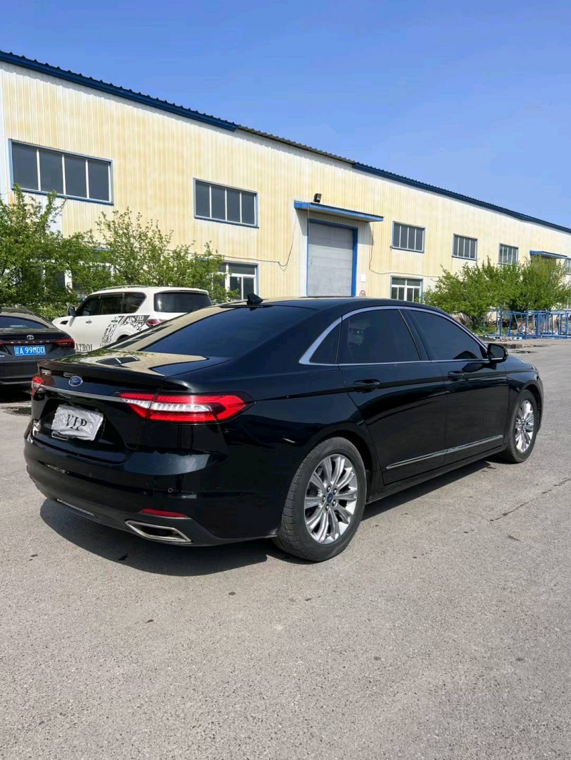 沈阳20年福特金牛座8