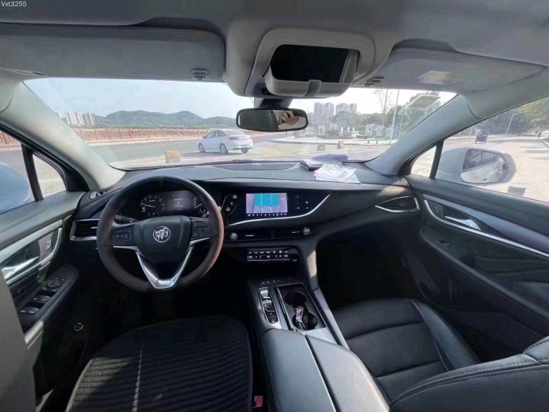 深圳21年别克昂科威2