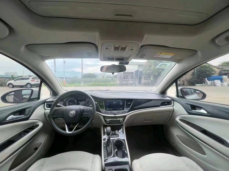 深圳20年别克威朗9