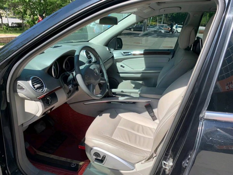 沈阳10年奔驰GL7