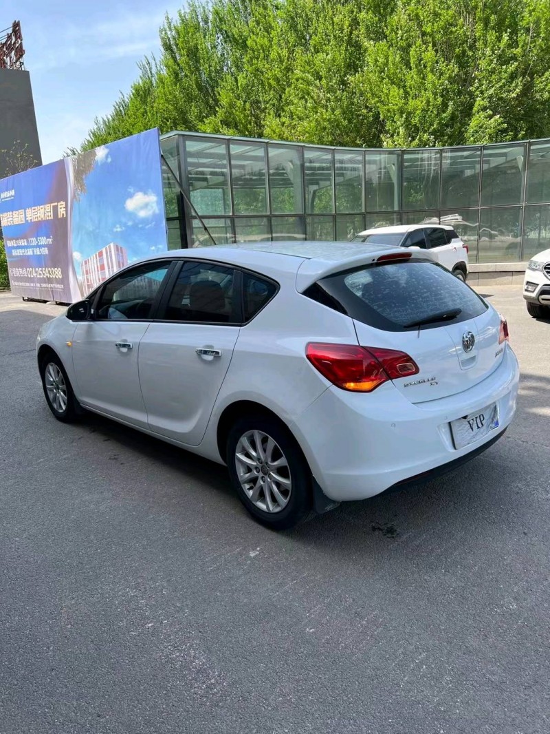 沈阳14年别克英朗GT9