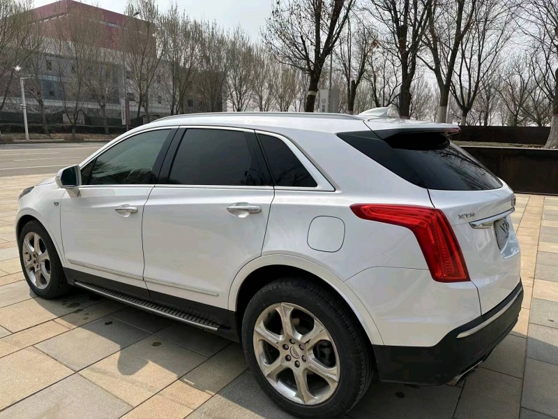沈阳17年凯迪拉克XT59