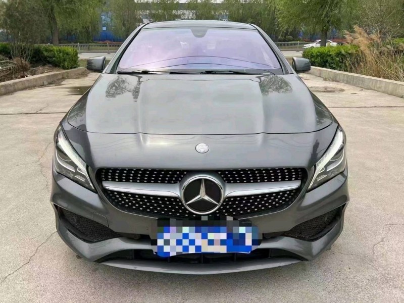 青岛17年奔驰CLA1