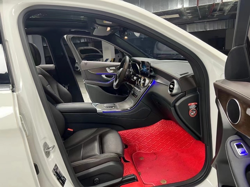 成都21年奔驰GLC3