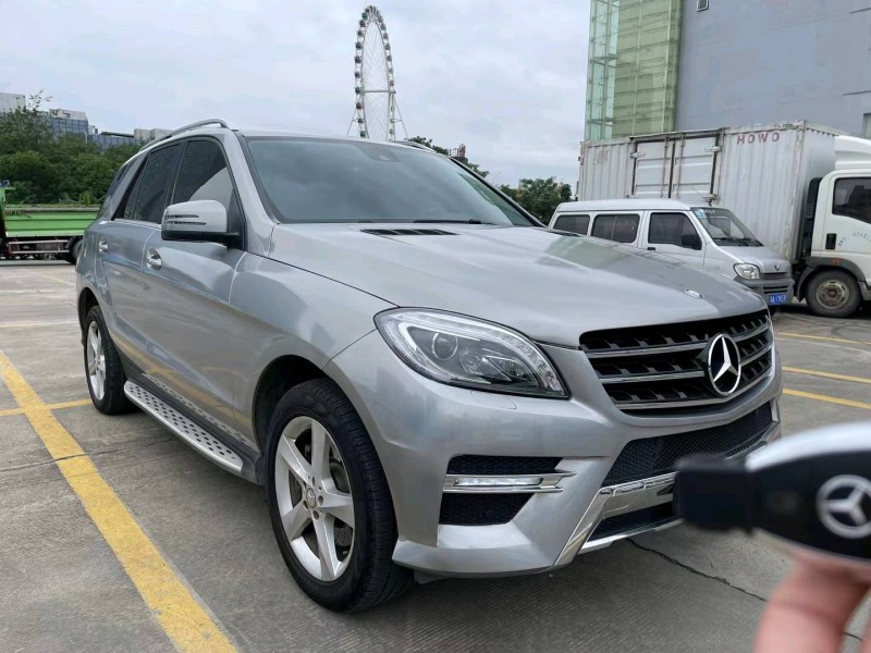 广州13年奔驰ML3