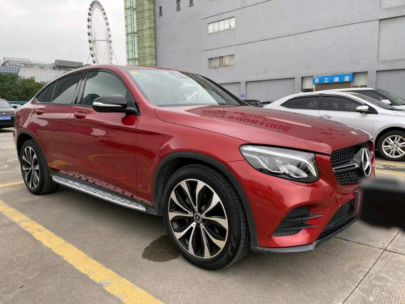广州17年奔驰GLC3