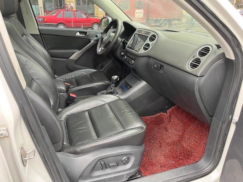 重庆13年大众途观6