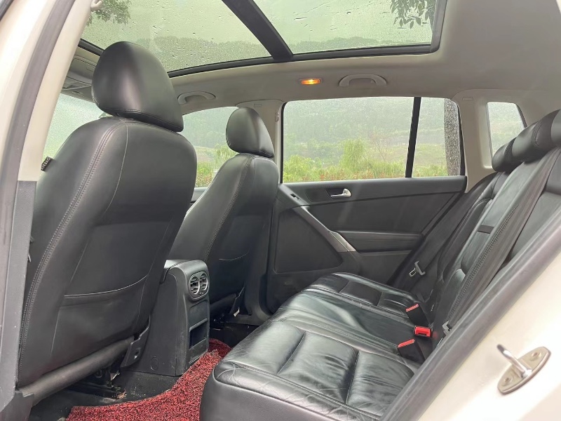 重庆13年大众途观5