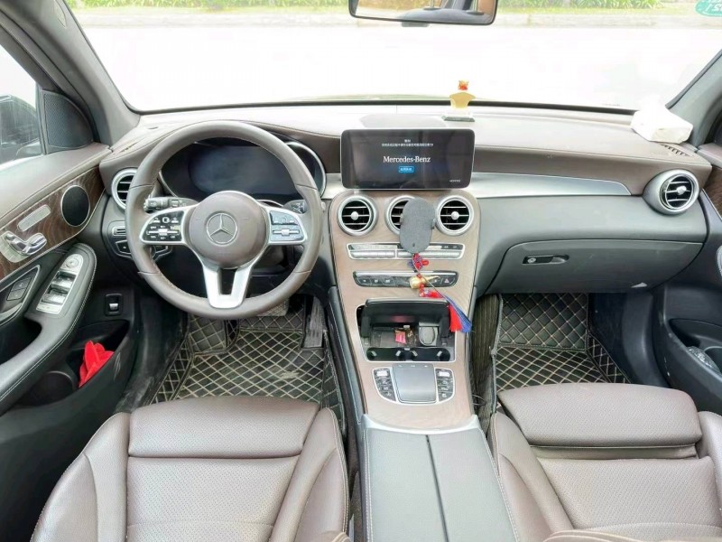 东莞20年奔驰GLC5