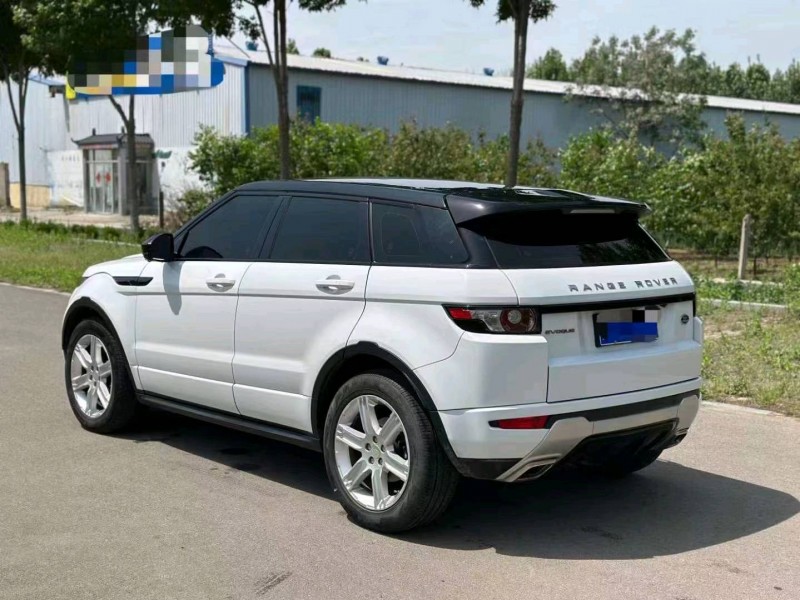 青岛15年路虎极光7