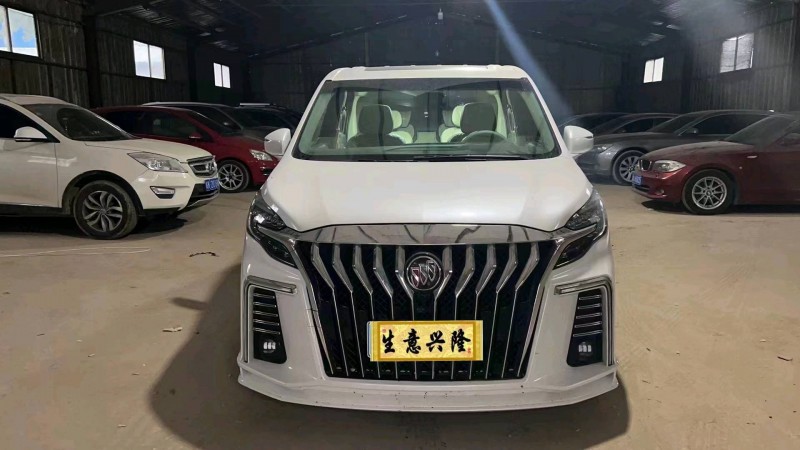 青岛20年别克GL81