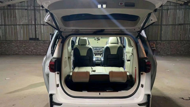 青岛20年别克GL89