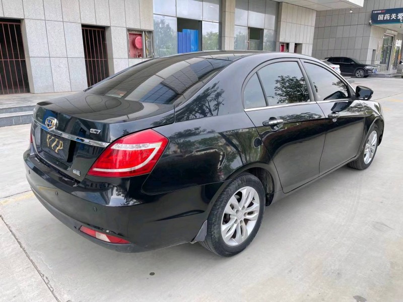 济宁15年吉利帝豪8