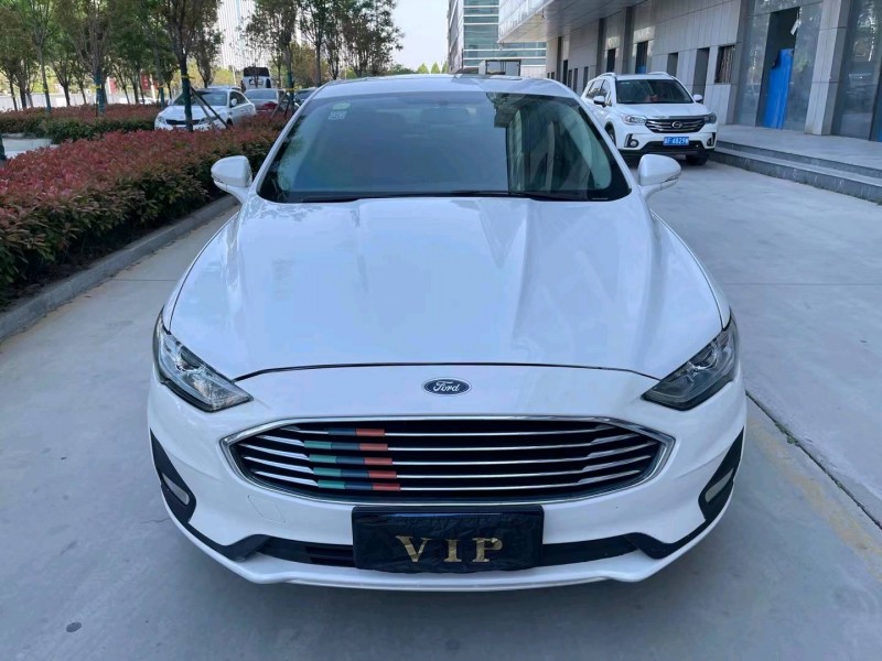 济宁19年福特蒙迪欧1