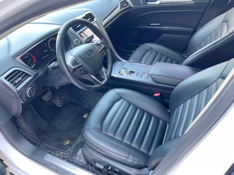 济宁19年福特蒙迪欧6