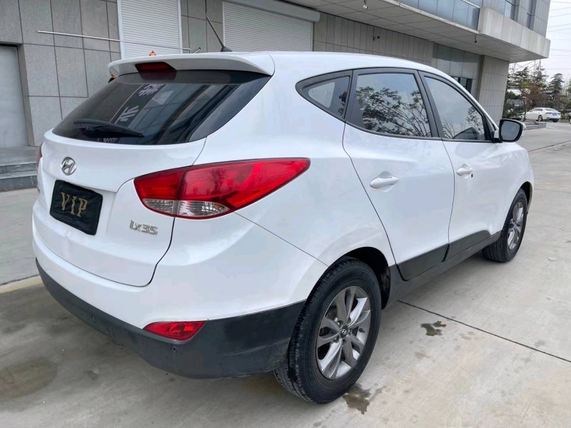 济宁15年现代ix358