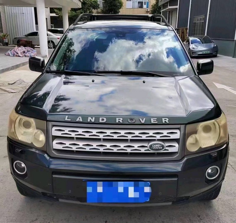 深圳11年路虎神行者1