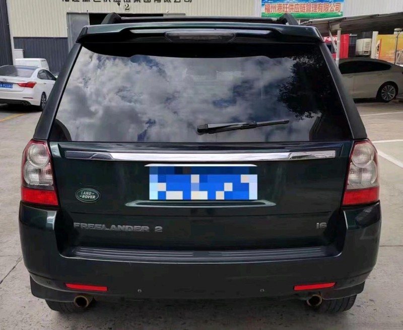 深圳11年路虎神行者7