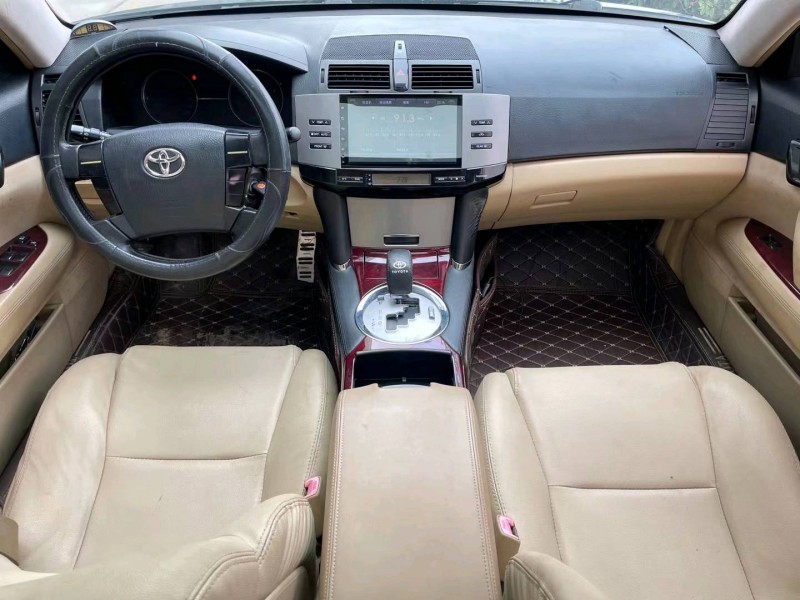 济宁09年丰田锐志4