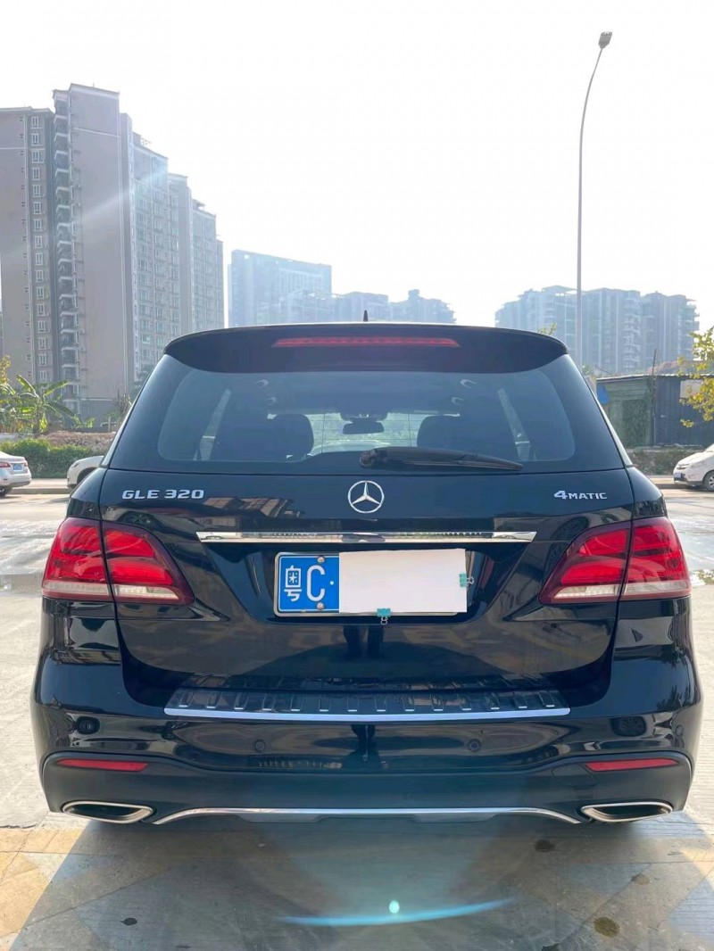 中山18年奔驰GLE9