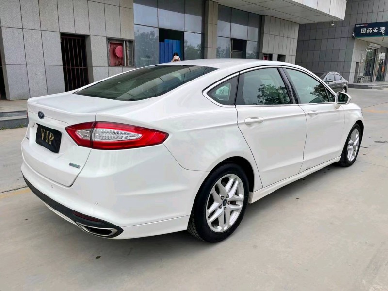 济宁15年福特蒙迪欧8