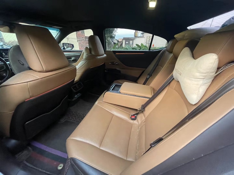 深圳18年雷克萨斯ES2