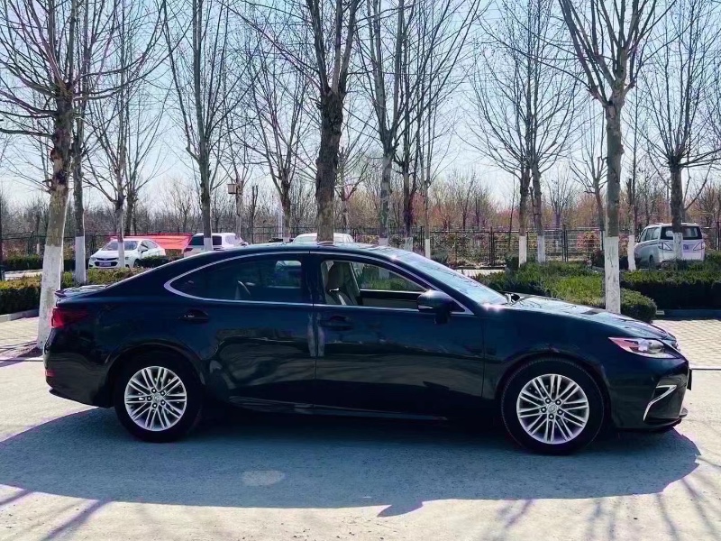 聊城16年雷克萨斯ES4