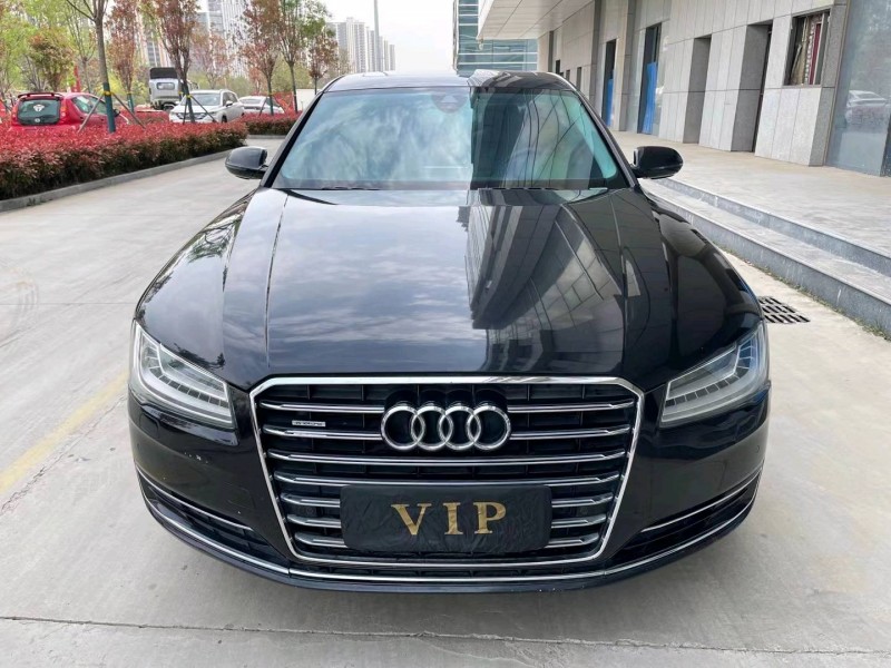 济宁14年奥迪A8L1