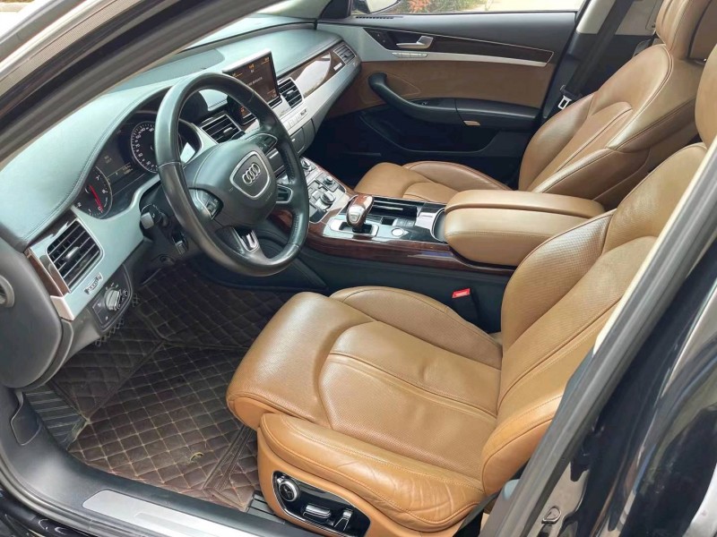 济宁14年奥迪A8L4