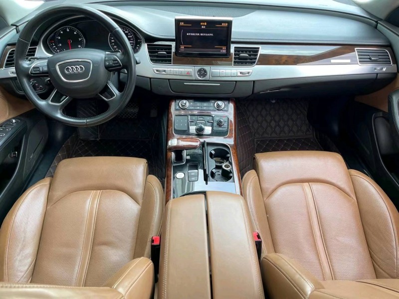 济宁14年奥迪A8L5