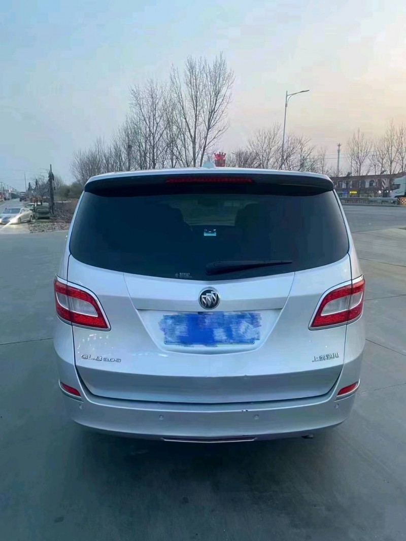 青岛13年别克GL85