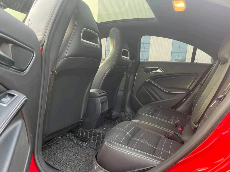 徐州16年奔驰GLA6