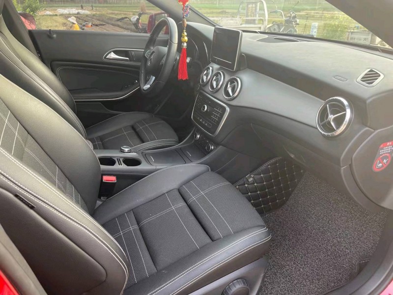 徐州16年奔驰GLA7