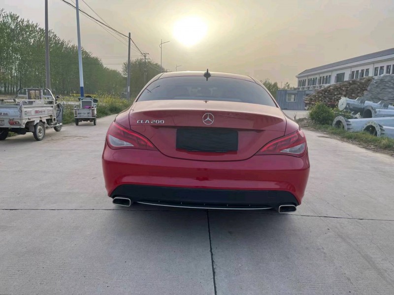 徐州16年奔驰GLA9