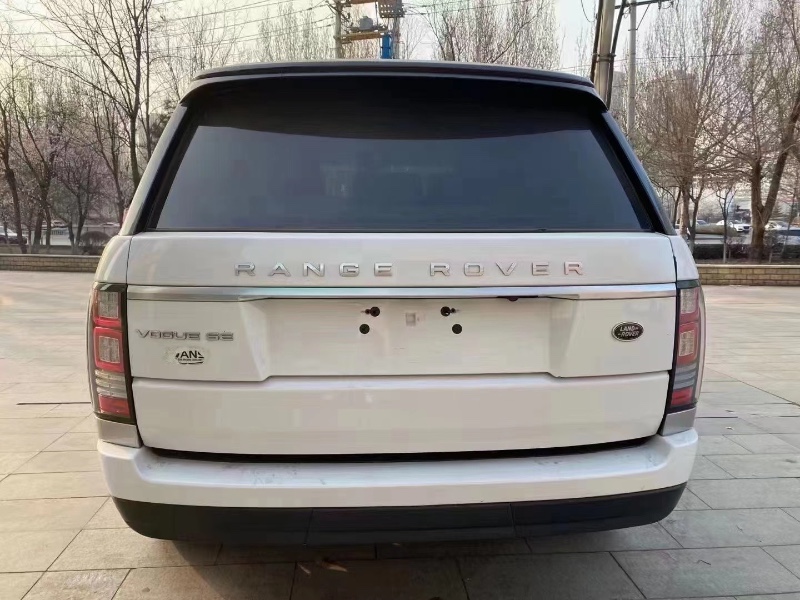 沈阳15年路虎揽胜行政9