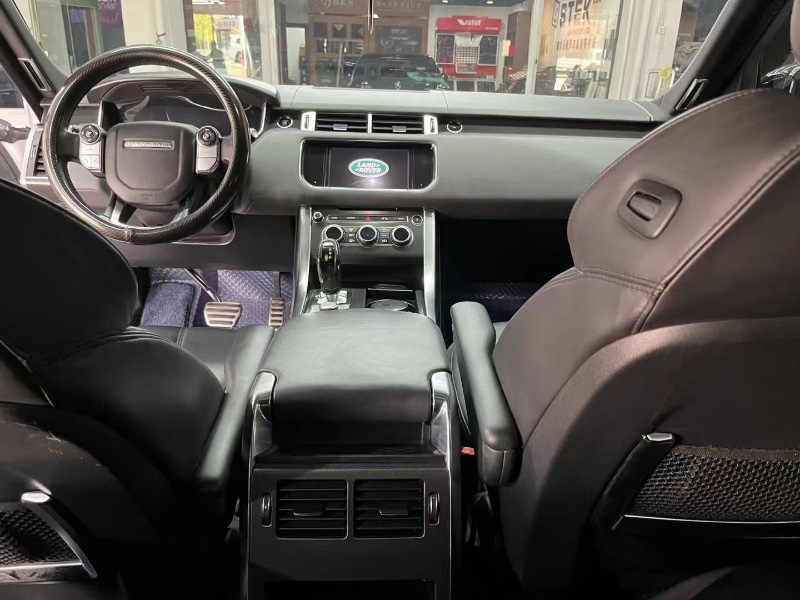 青岛14年路虎揽胜运动9