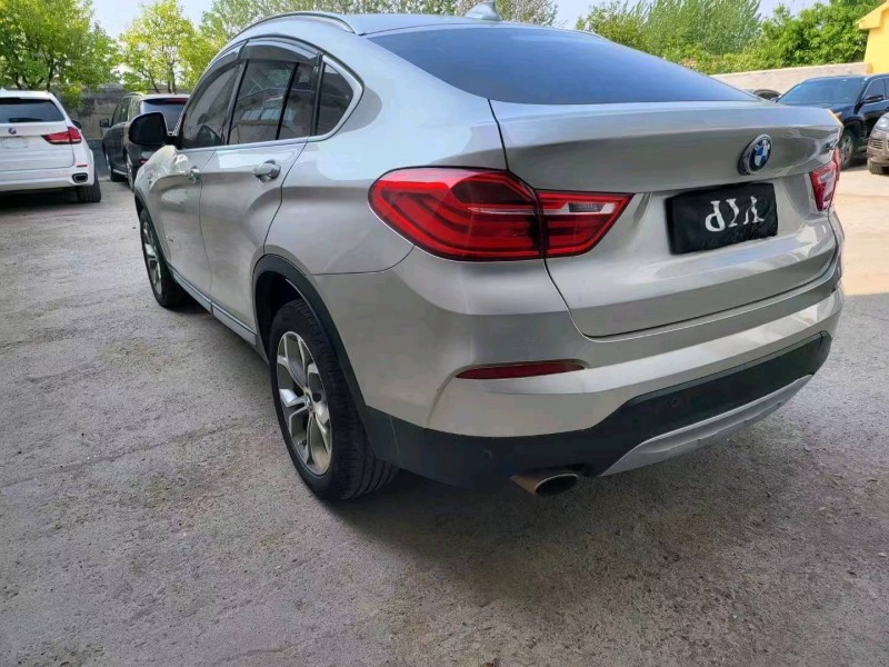 济南17年宝马X48