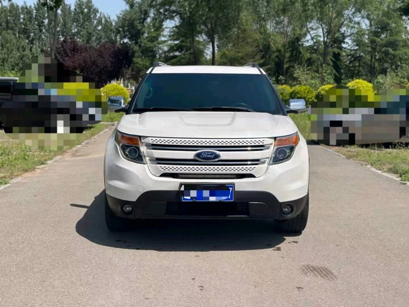 青岛13年福特探险者1