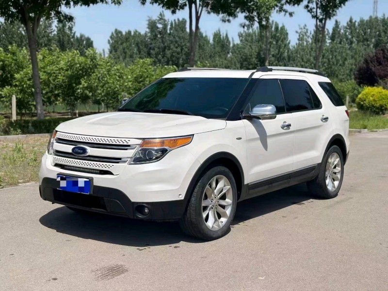 青岛13年福特探险者8