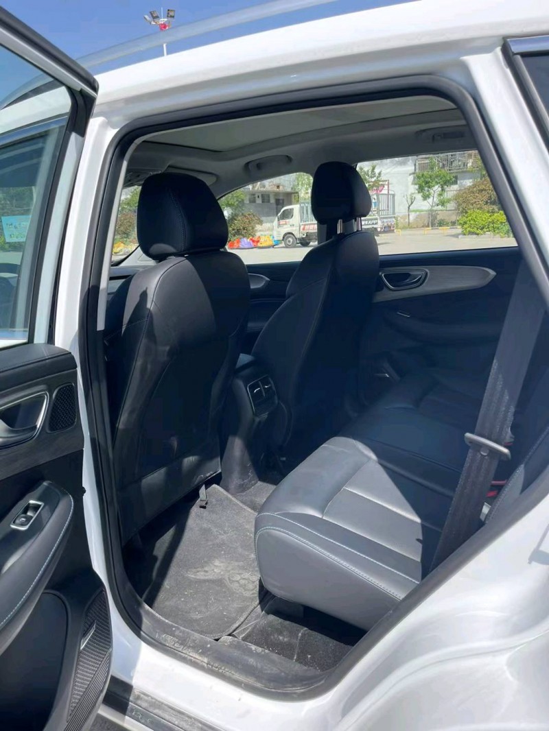 济南22年荣威RX56