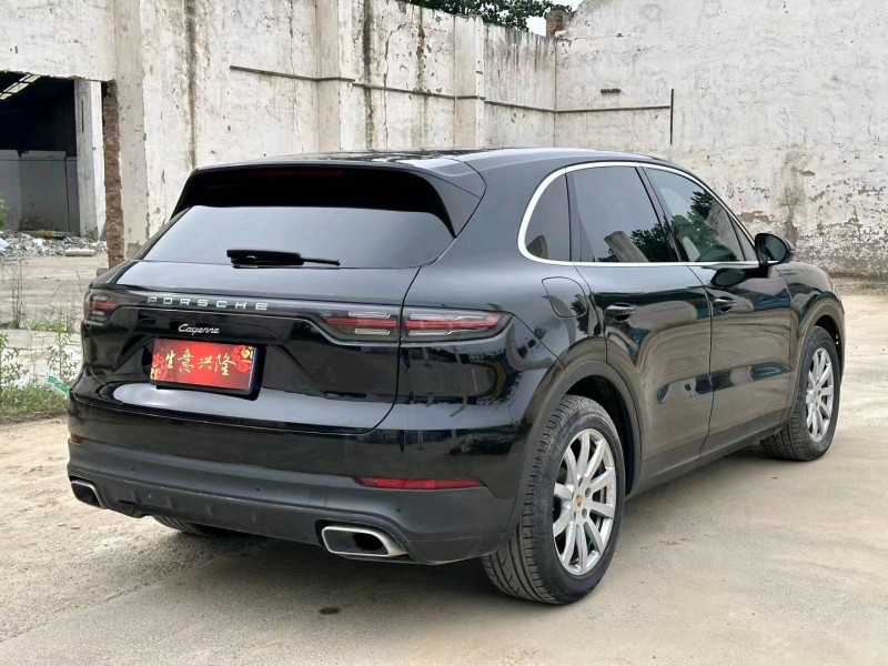 平顶山21年保时捷卡宴7