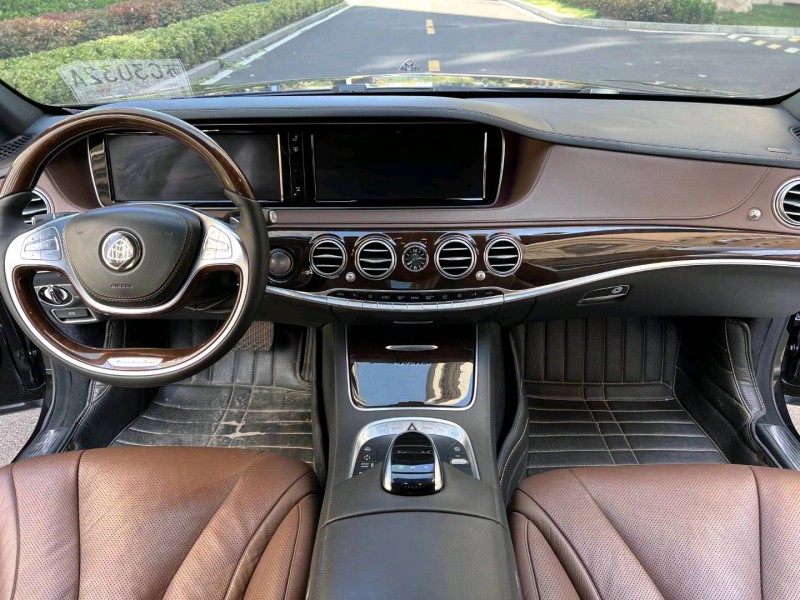 青岛15年奔驰迈巴赫S级7