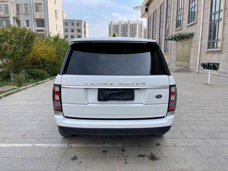 青岛17年路虎揽胜行政8