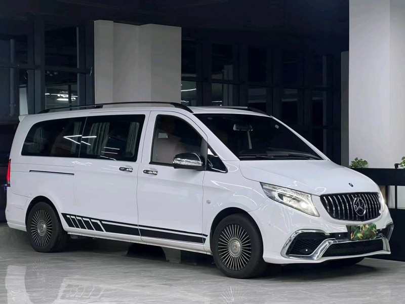 广州19年奔驰威霆2