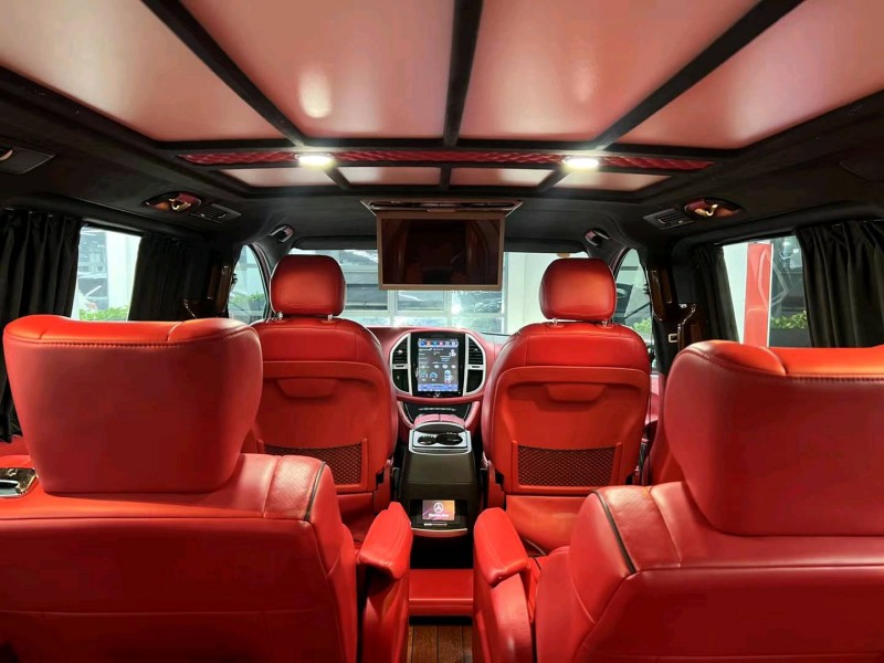 广州19年奔驰威霆6