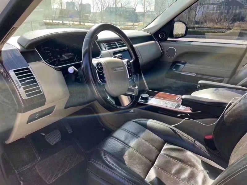 淄博15年路虎揽胜行政8