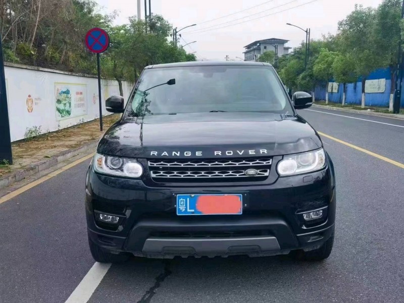 广州17年路虎揽胜运动1