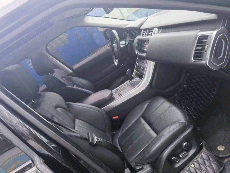 广州17年路虎揽胜运动4