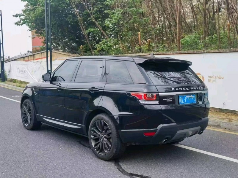 广州17年路虎揽胜运动9