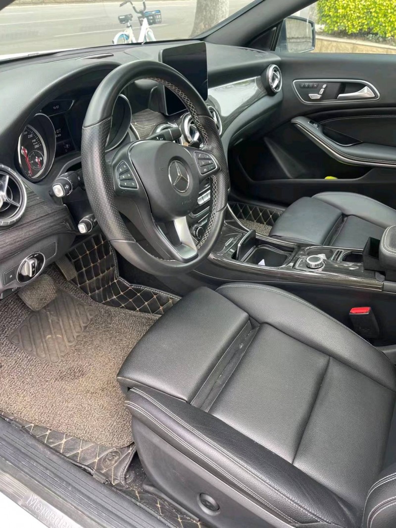 东莞18年奔驰CLA6